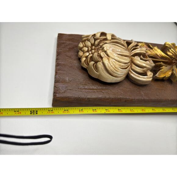 Large Midcentury Vintage Syroco wall flower Plaque | vintage wall flower - Picture 5 of 7